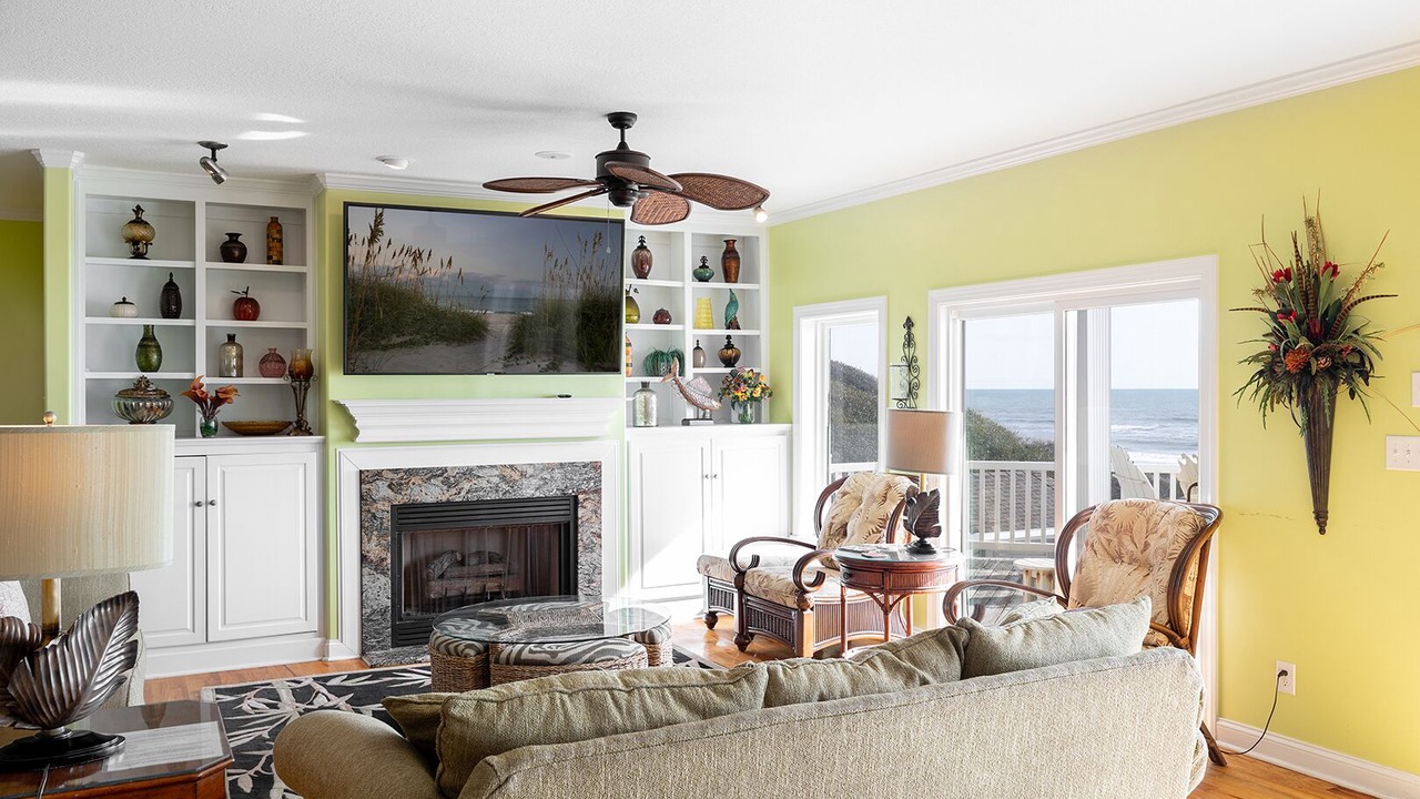Photo of Livingroom in Emerald Isle