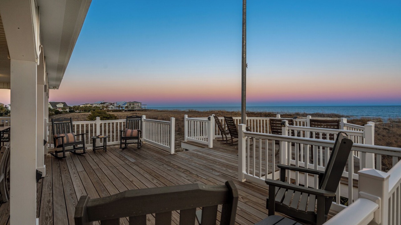 Photo of Patio Balcony in Inlet Harbour