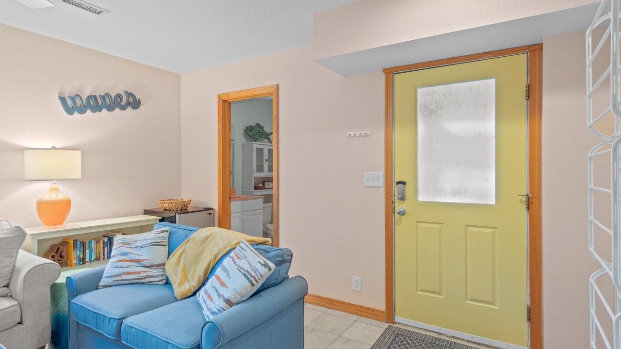 Photo of Bedroom in Waves