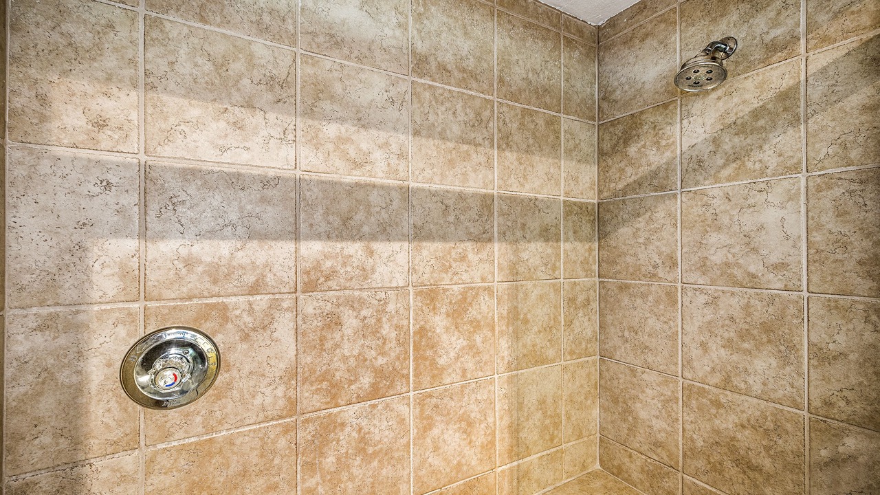 Photo of Bathroom in Kahaluu Bay