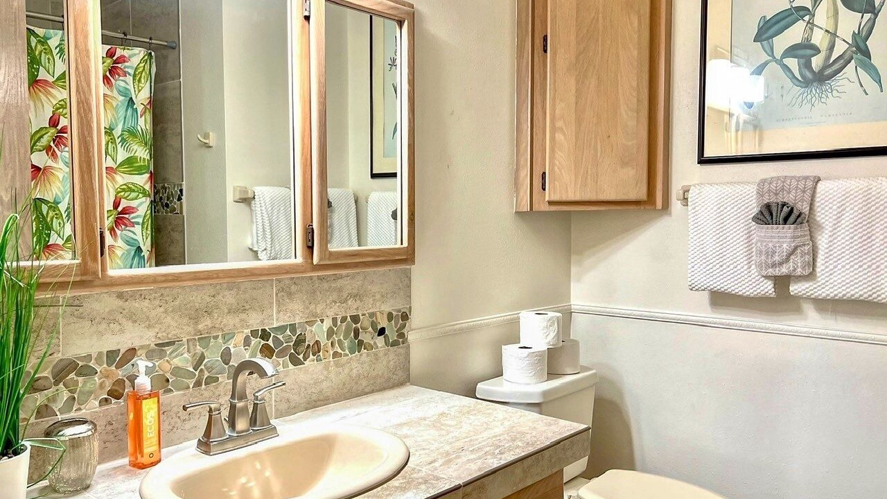 Photo of Bathroom in Keaau