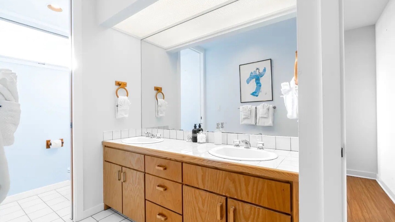 Photo of Bathroom in Hilo