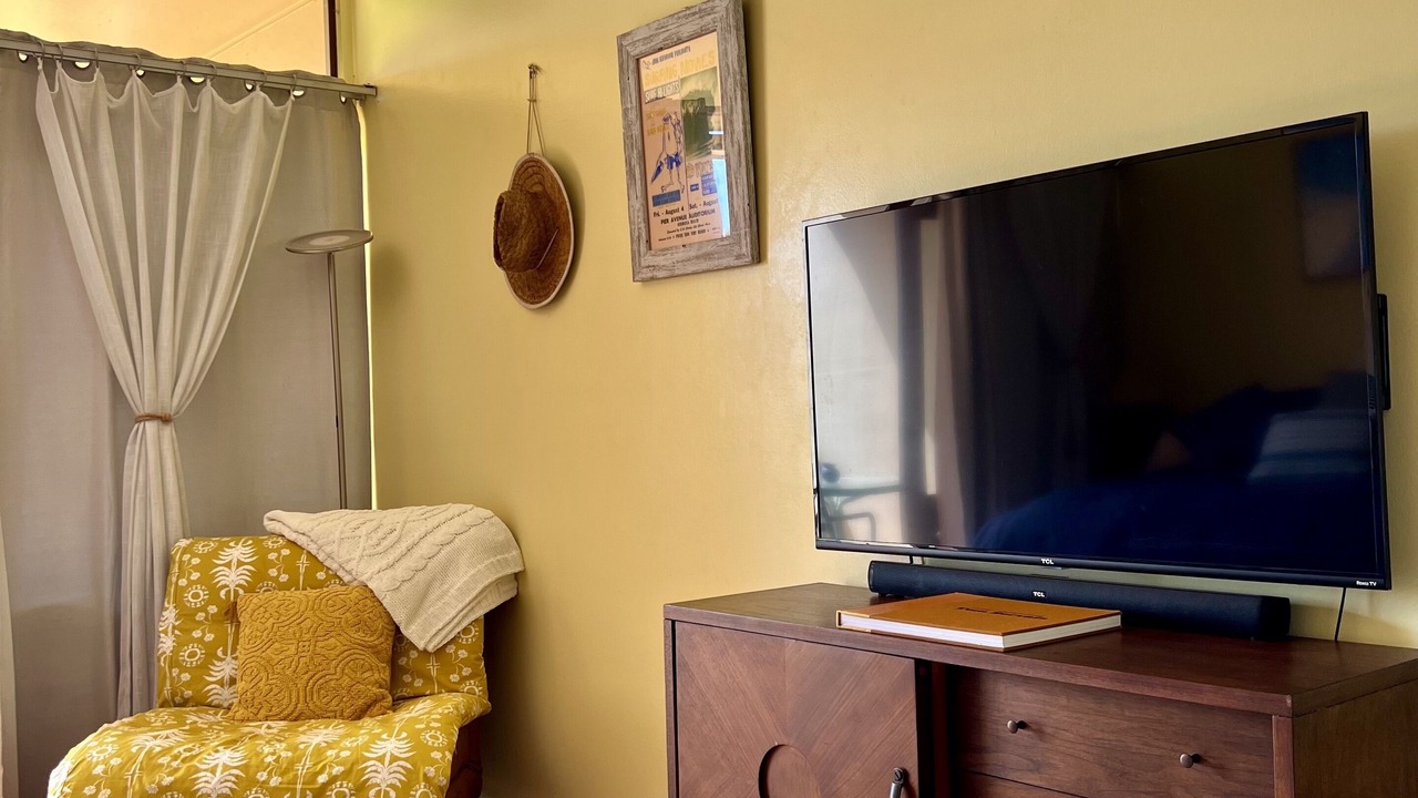 Photo of Livingroom in Maunaloa