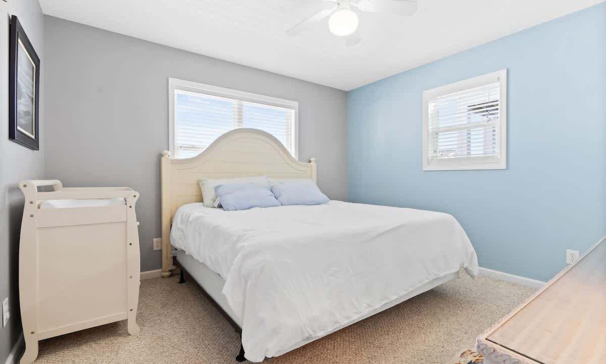 Photo of Bedroom in Sunset Beach