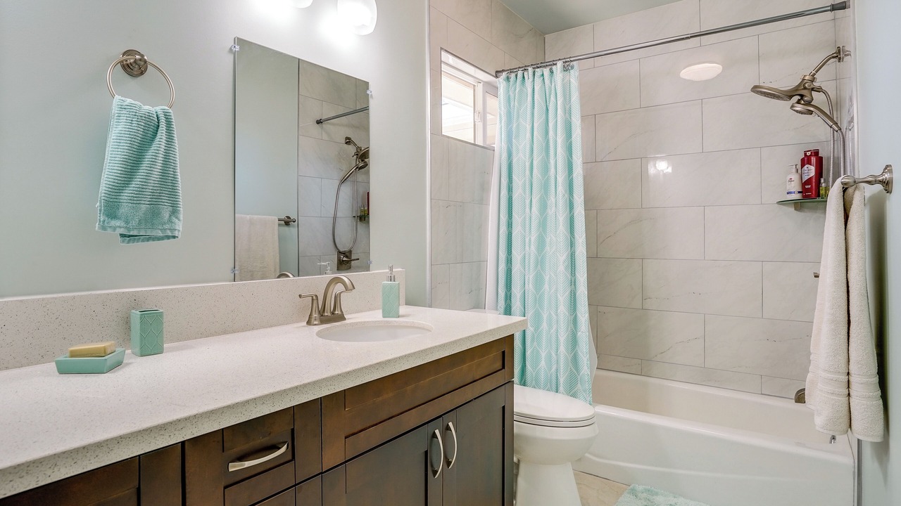 Photo of Bathroom in Ewa