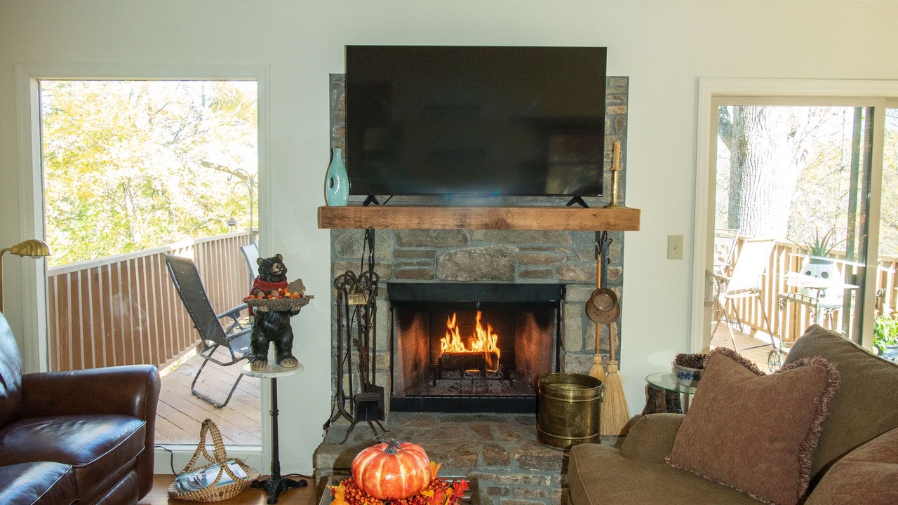 Photo of Livingroom in Lake Lure