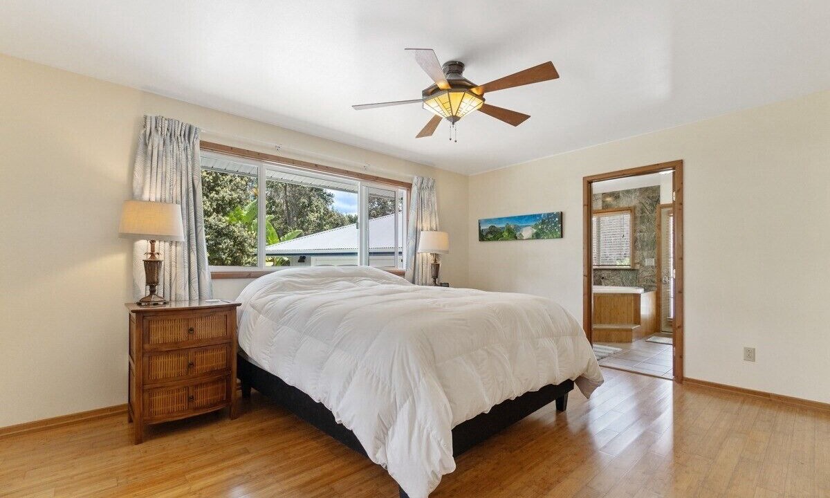Photo of Bedroom in Volcano