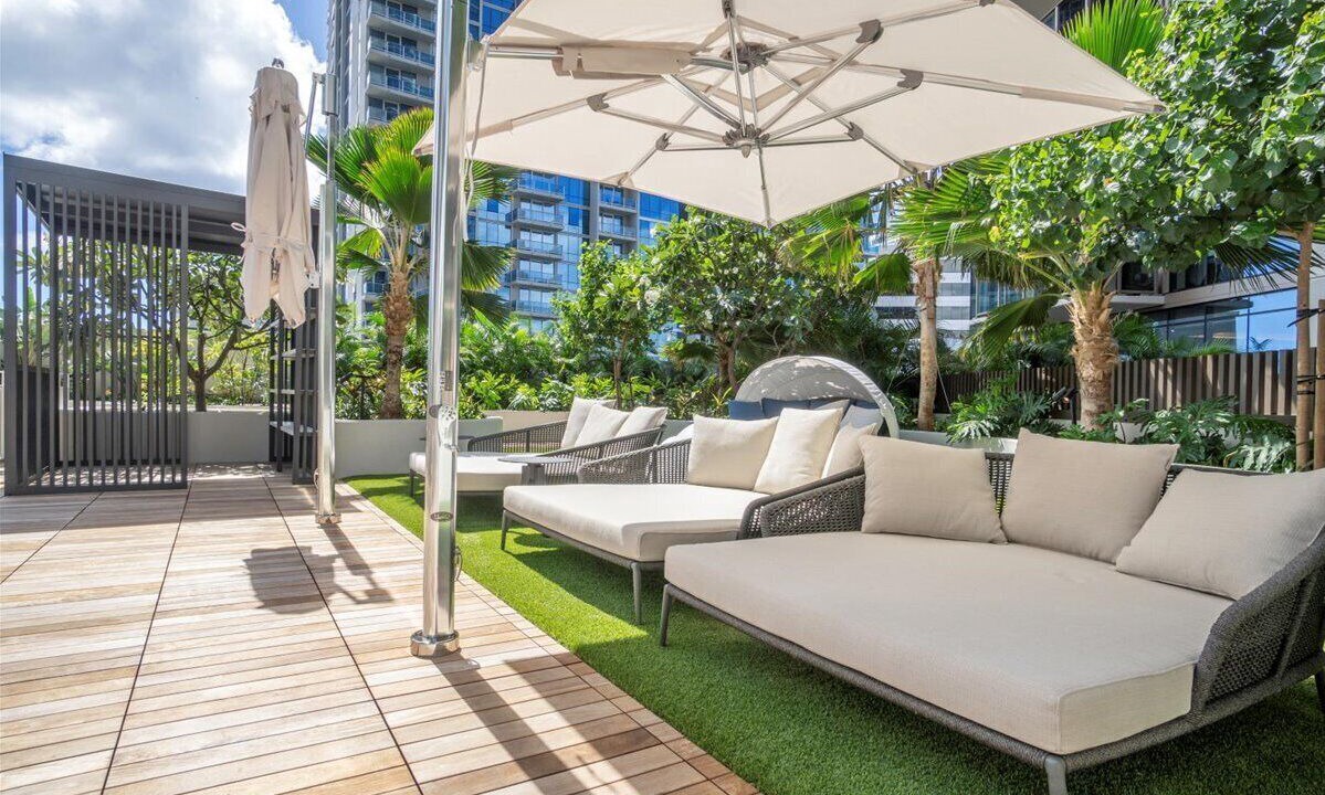 Photo of Patio Balcony in Ala Moana