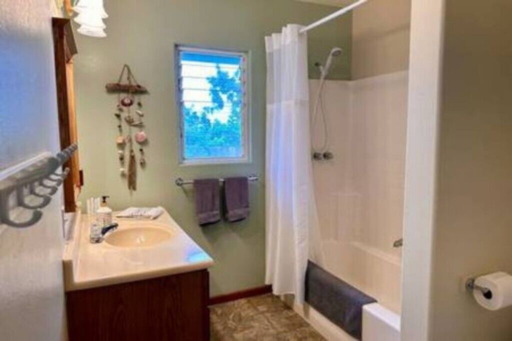 Photo of Bathroom in Discovery Harbour