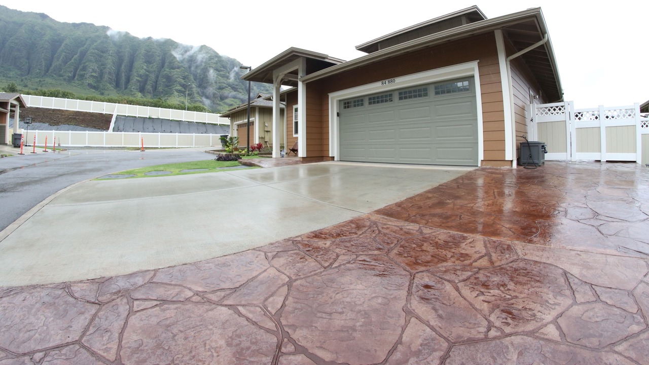 Photo of Outdoor in Makaha Valley