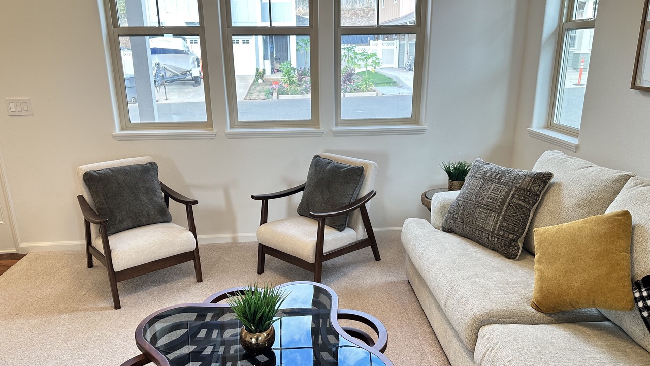 Photo of Livingroom in Makaha Valley