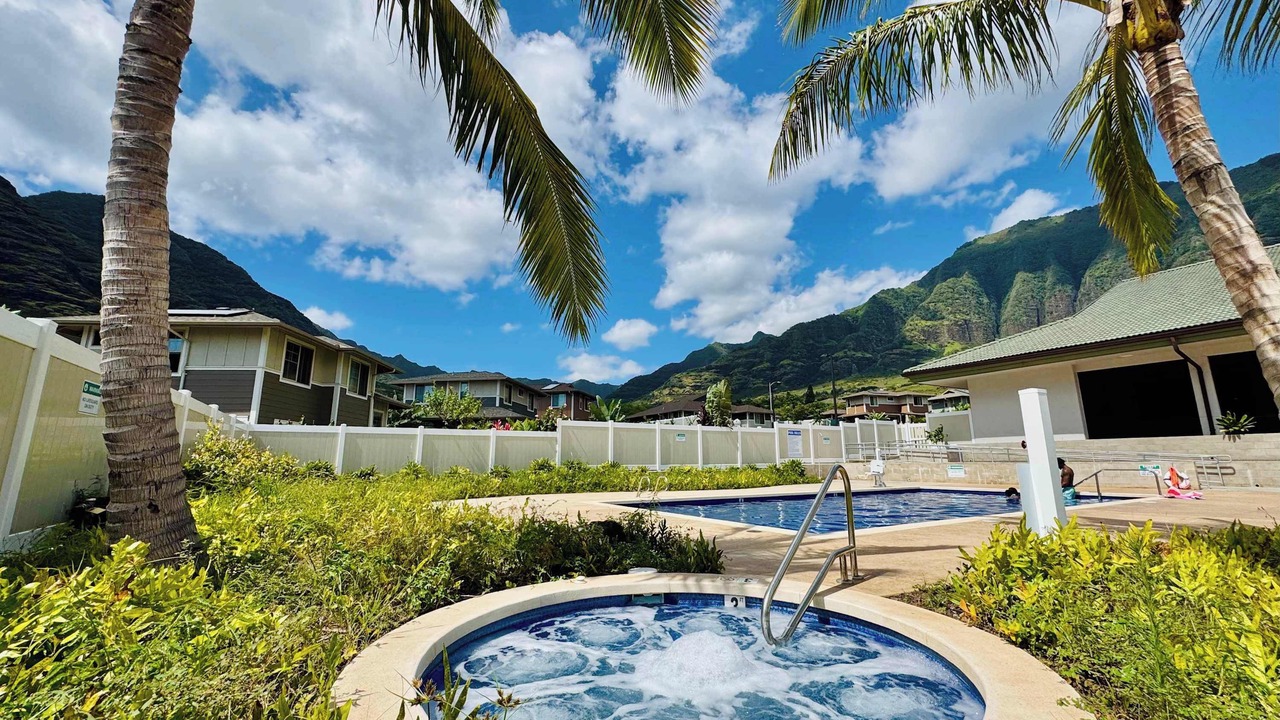 Photo of Outdoor in Makaha Valley