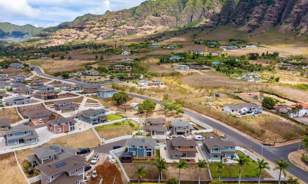Photo of Outdoor in Makaha Valley