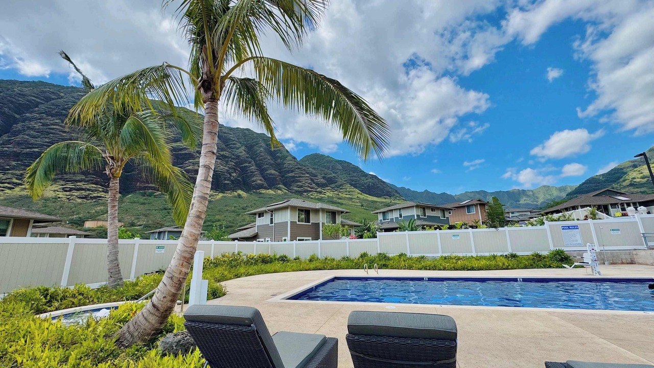 Photo of Outdoor in Makaha Valley