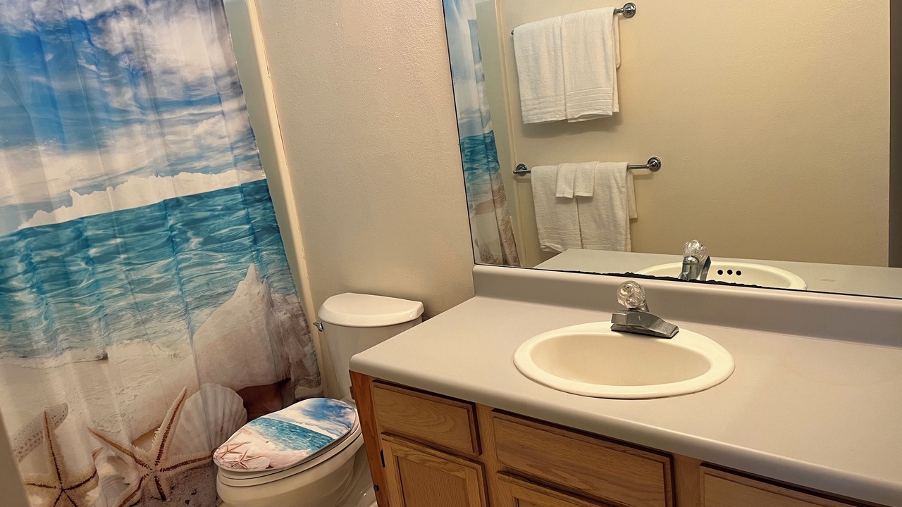 Photo of Bathroom in Kalaoa