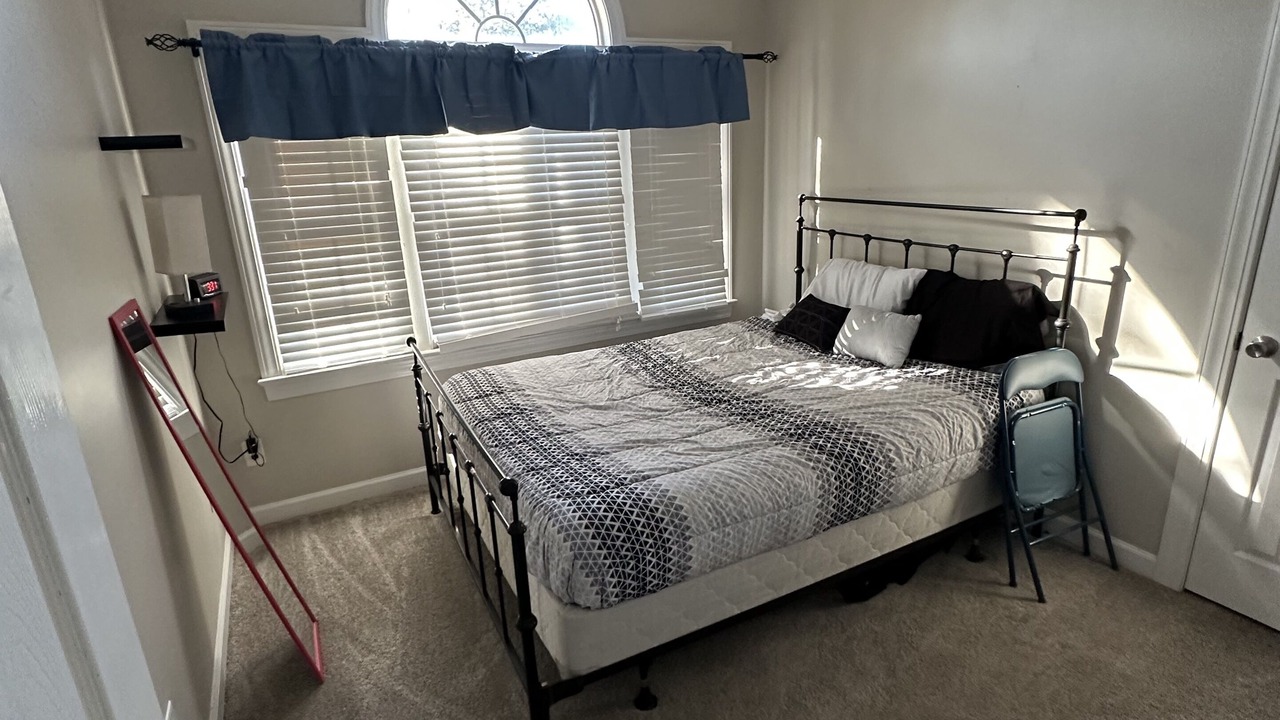 Photo of Bedroom in Winterville