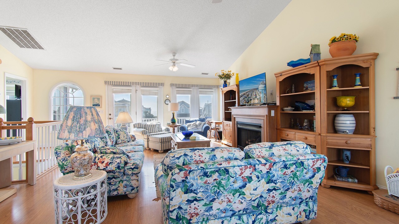 Photo of Livingroom in Holden Beach