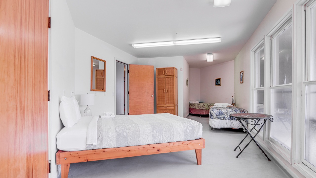 Photo of Bedroom in Keaau