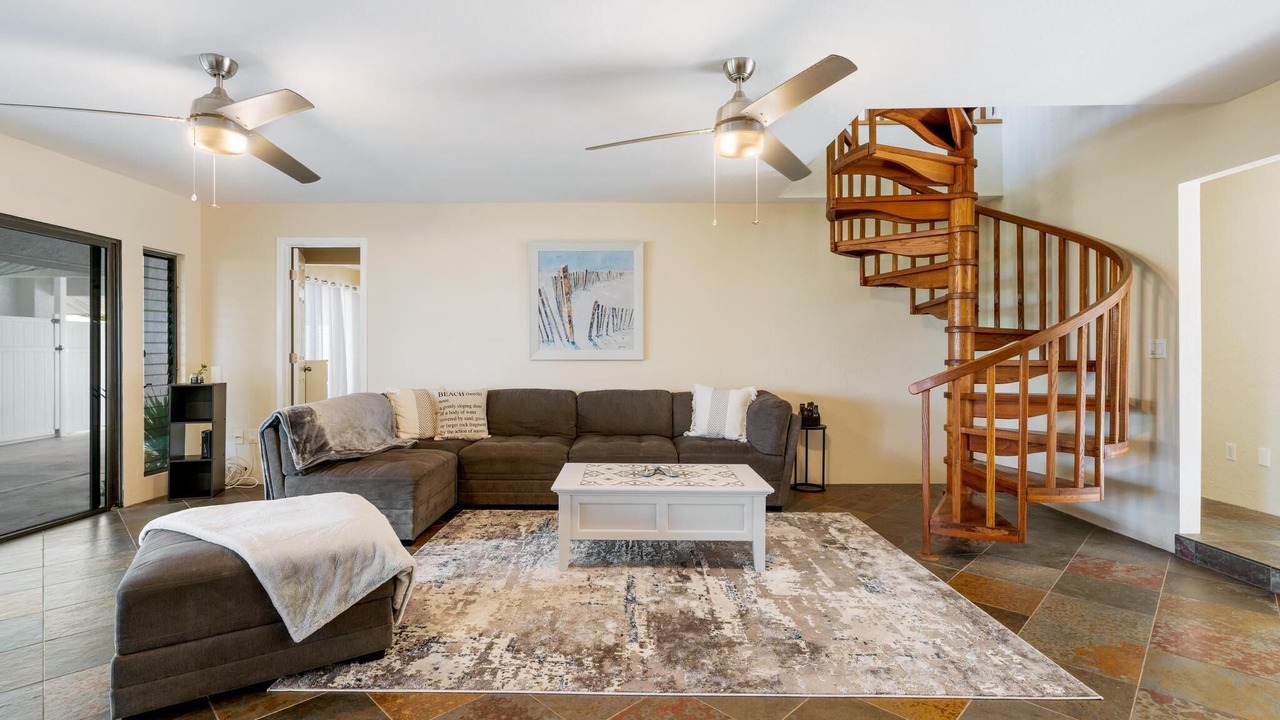 Photo of Livingroom in Kona Palisades