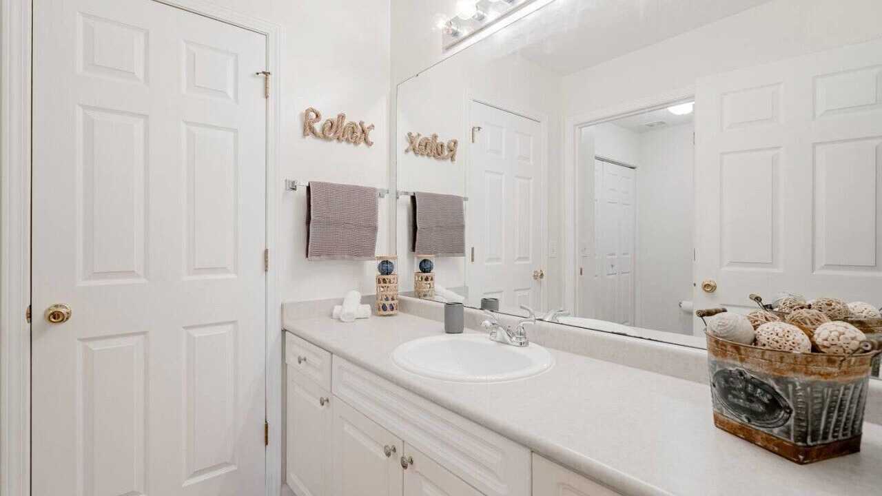 Photo of Bathroom in Chapin