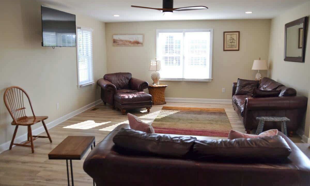Photo of Livingroom in Davis