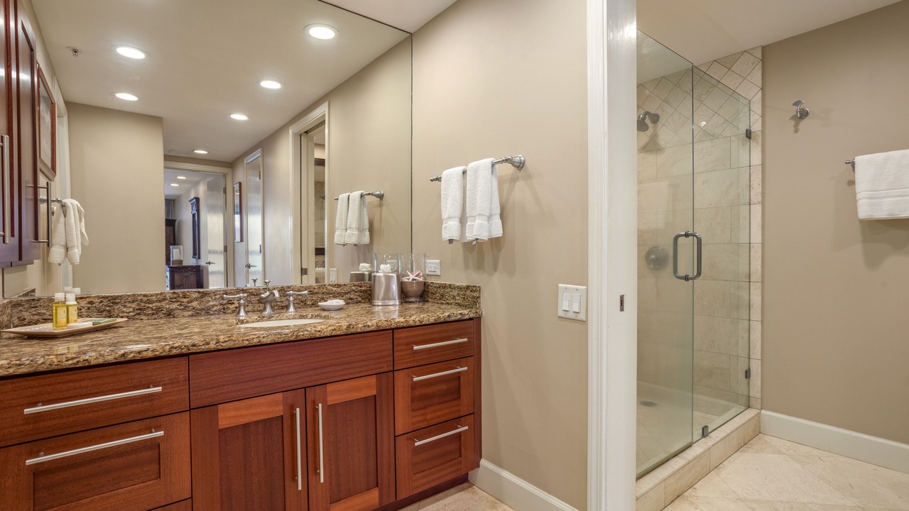 Photo of Bathroom in Kaanapali