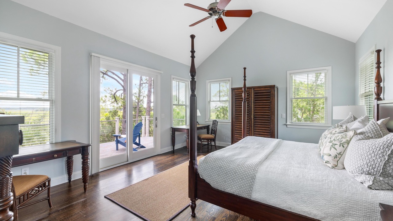 Photo of Bedroom in Vanderhorst Plantation