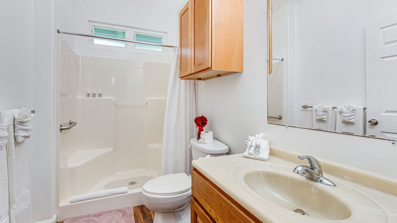 Photo of Bathroom in Keaau