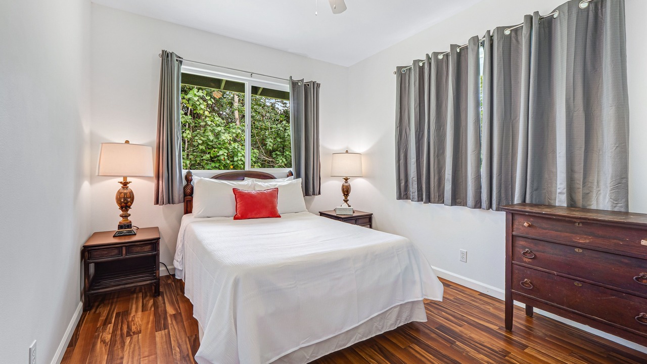 Photo of Bedroom in Keaau
