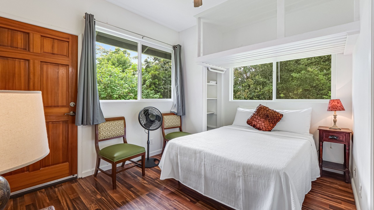 Photo of Bedroom in Keaau