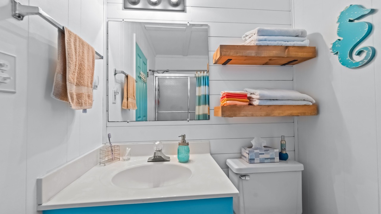 Photo of Bathroom in Sea Scape