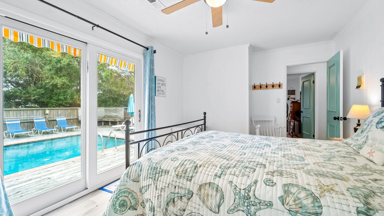 Photo of Bedroom in Sea Scape
