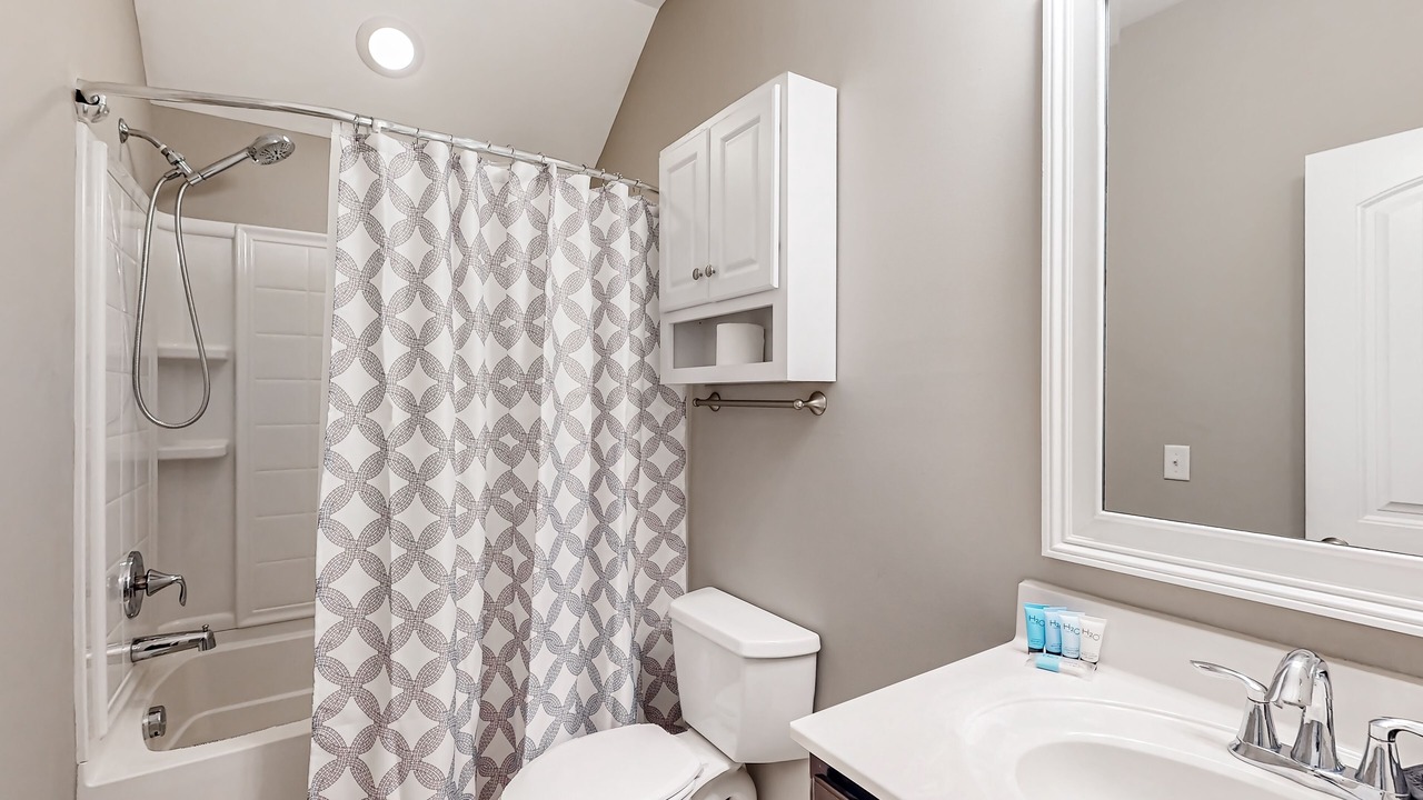 Photo of Bathroom in Port Wentworth