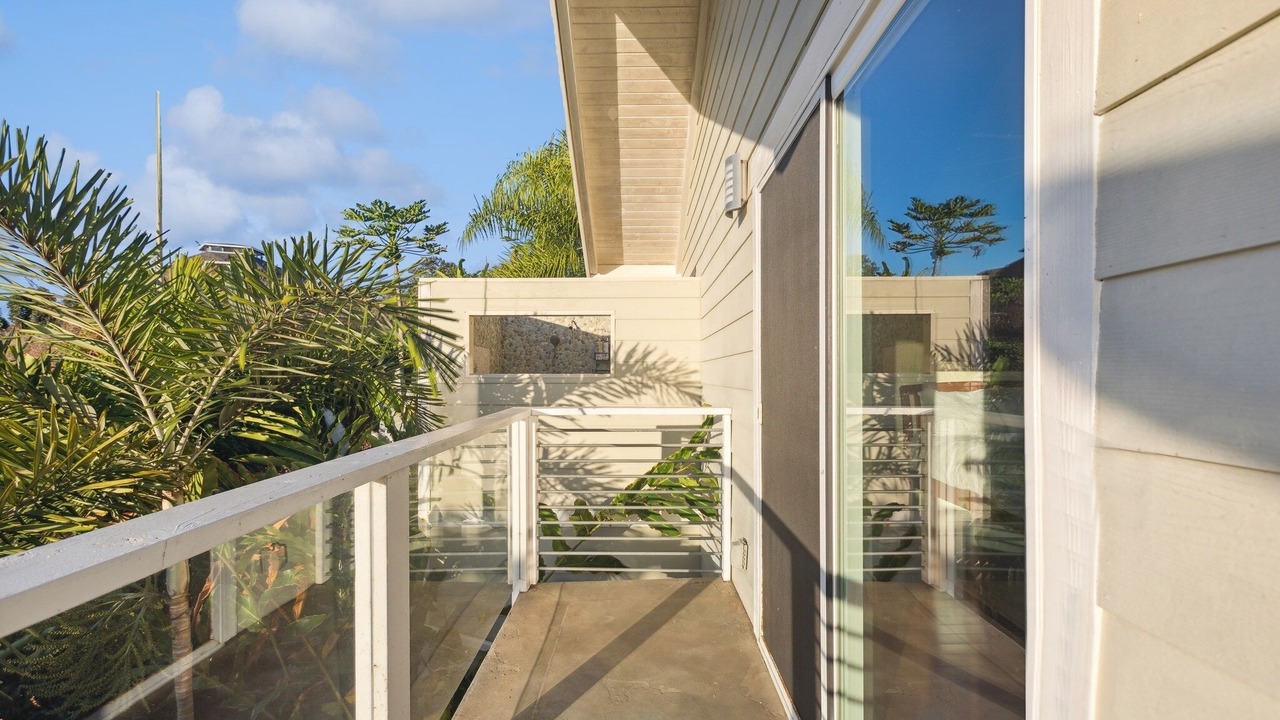 Photo of Patio Balcony in Kalaoa