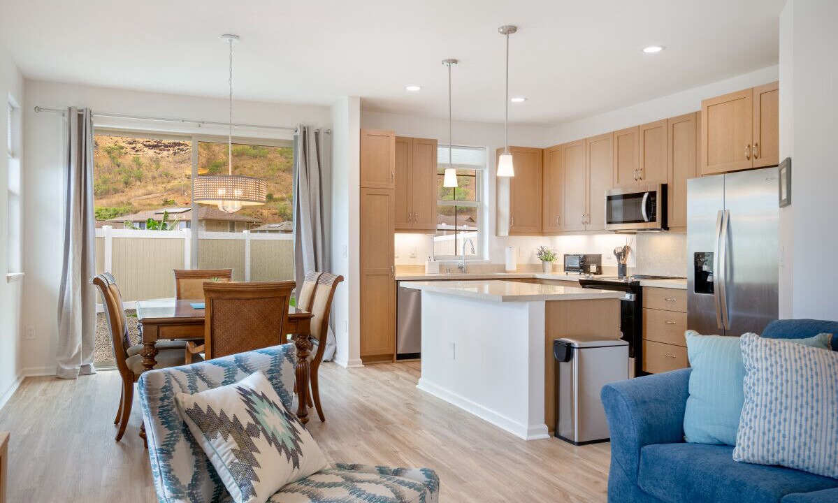 Photo of Livingroom in Makaha Valley