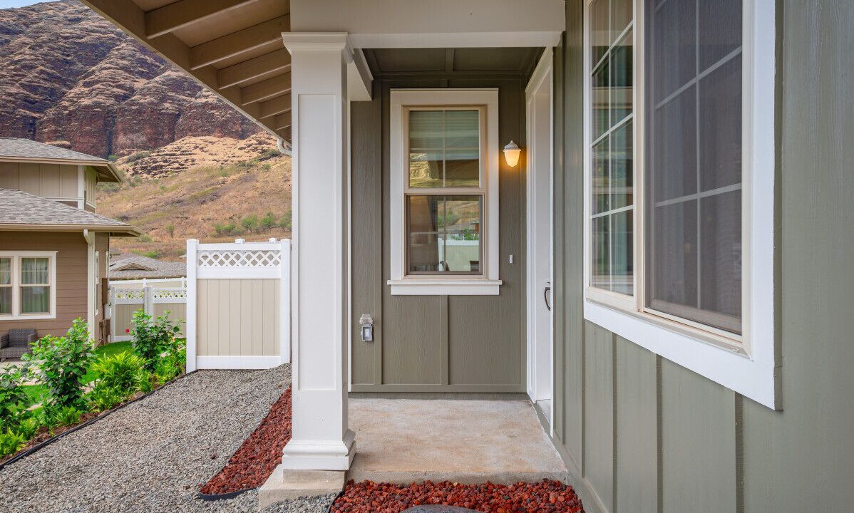 Photo of Outdoor in Makaha Valley