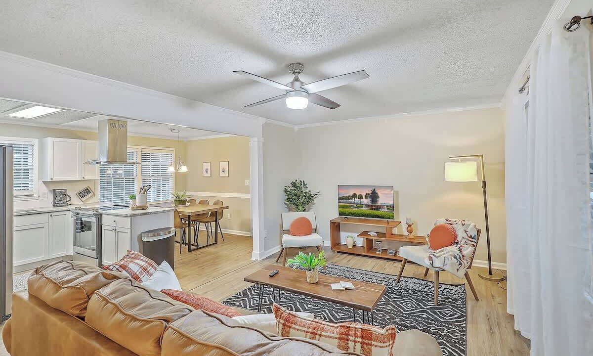 Photo of Livingroom in Summerville