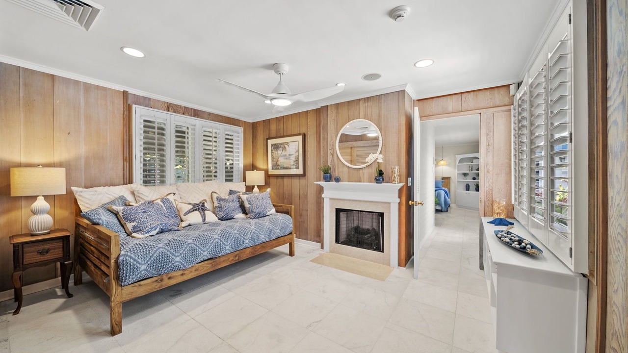 Photo of Livingroom in Waimanalo Beach