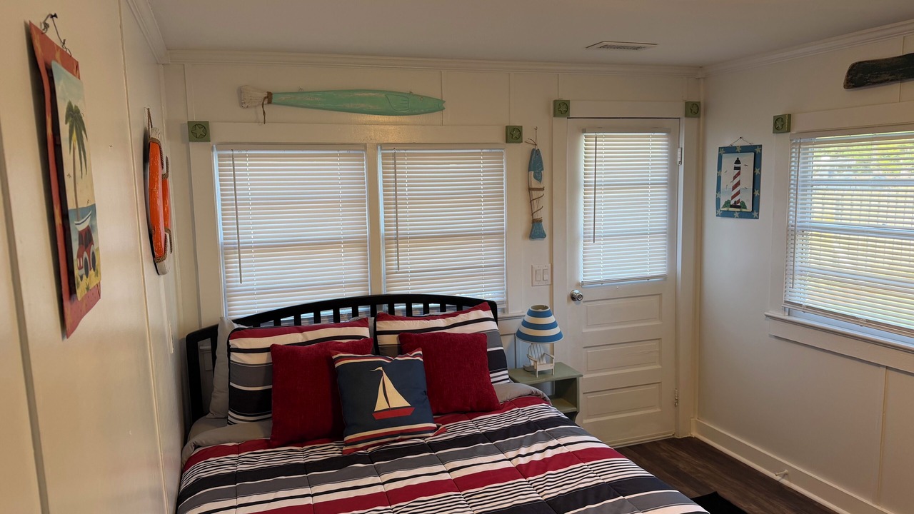 Photo of Bedroom in Bayshore