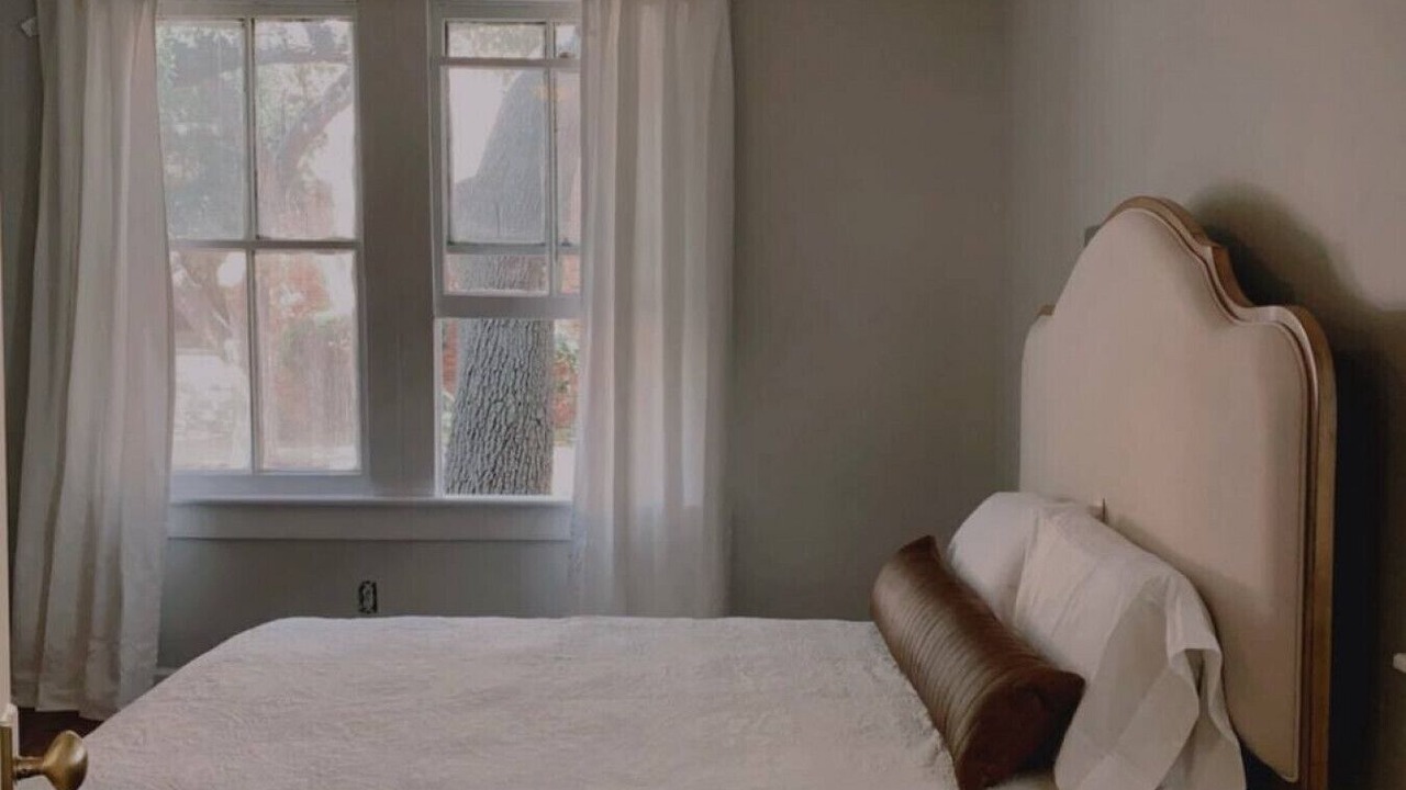 Photo of Bedroom in Downtown Charleston