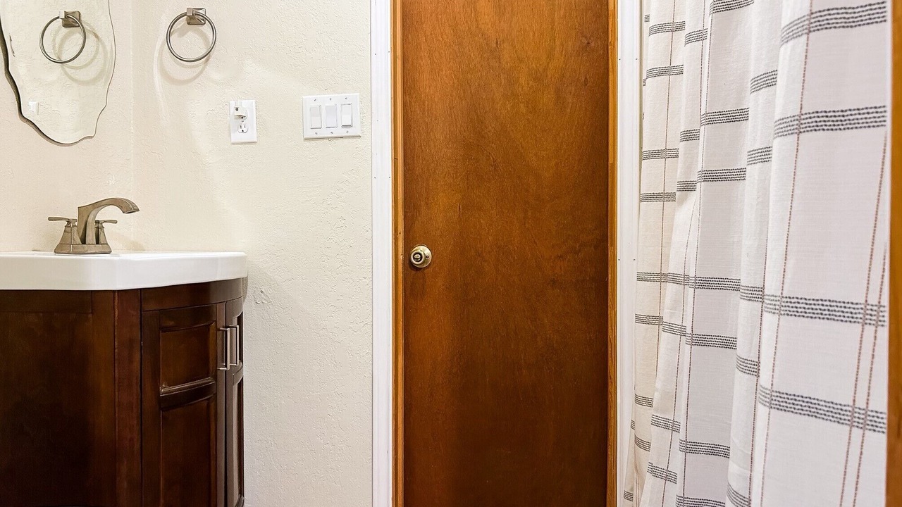 Photo of Bathroom in Leakey