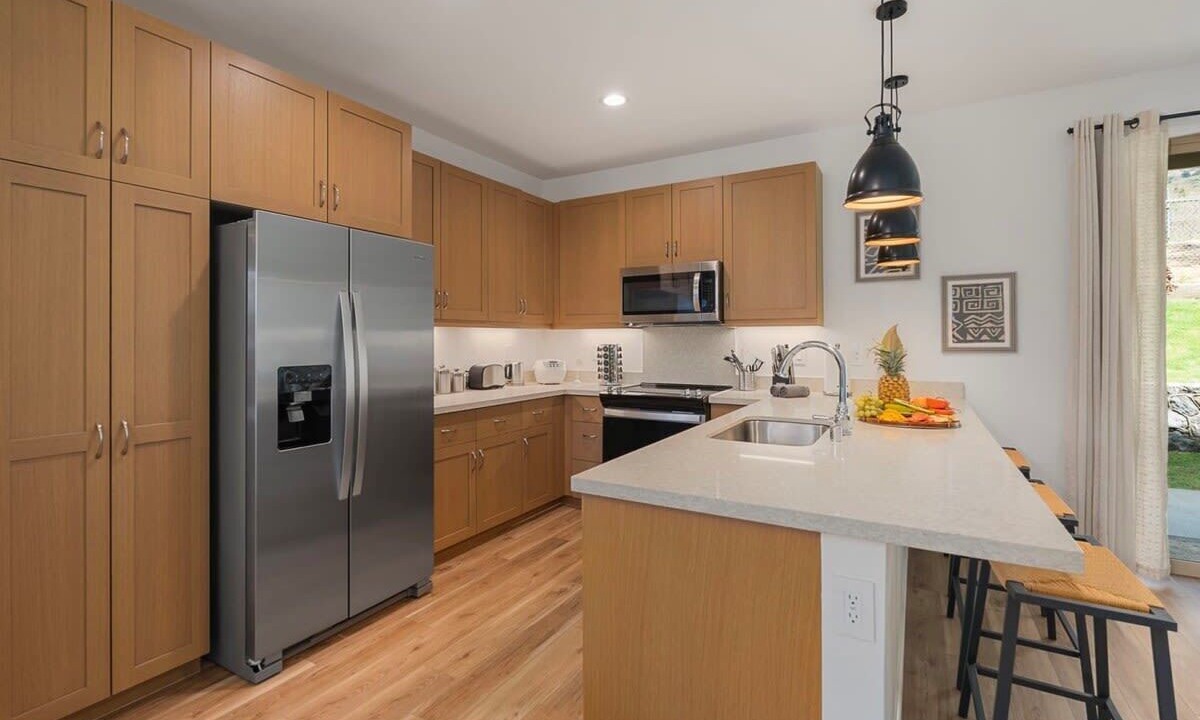 Photo of Kitchen in Makaha Valley