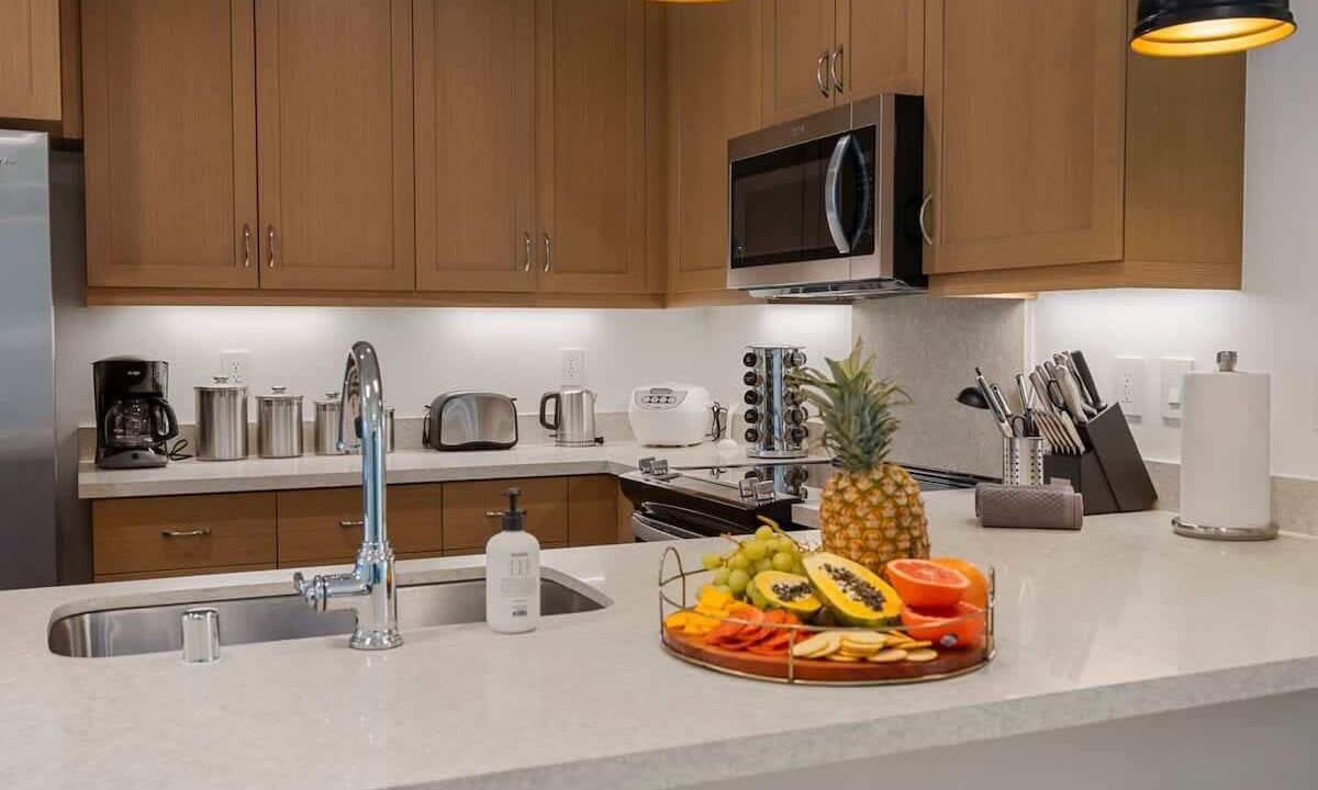 Photo of Kitchen in Makaha Valley