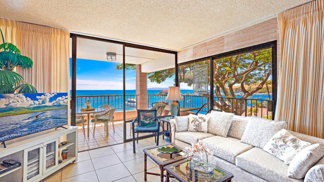 Photo of Bedroom in Maalaea