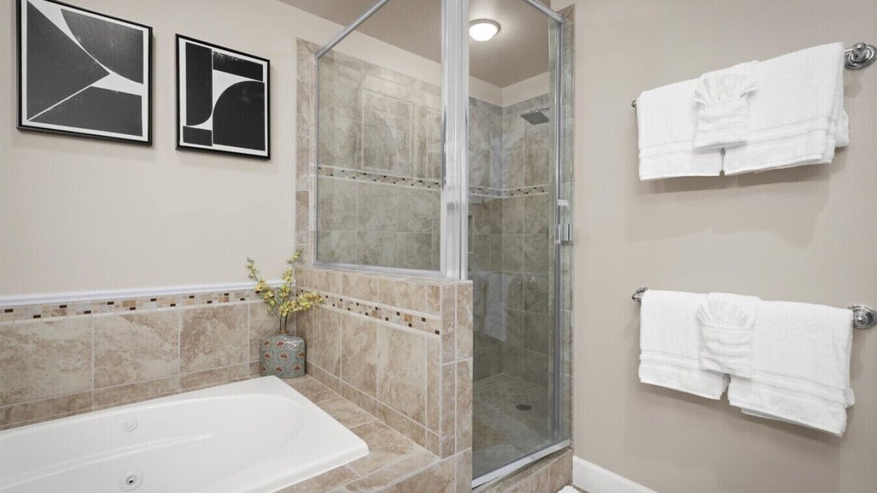 Photo of Bathroom in Kulalani