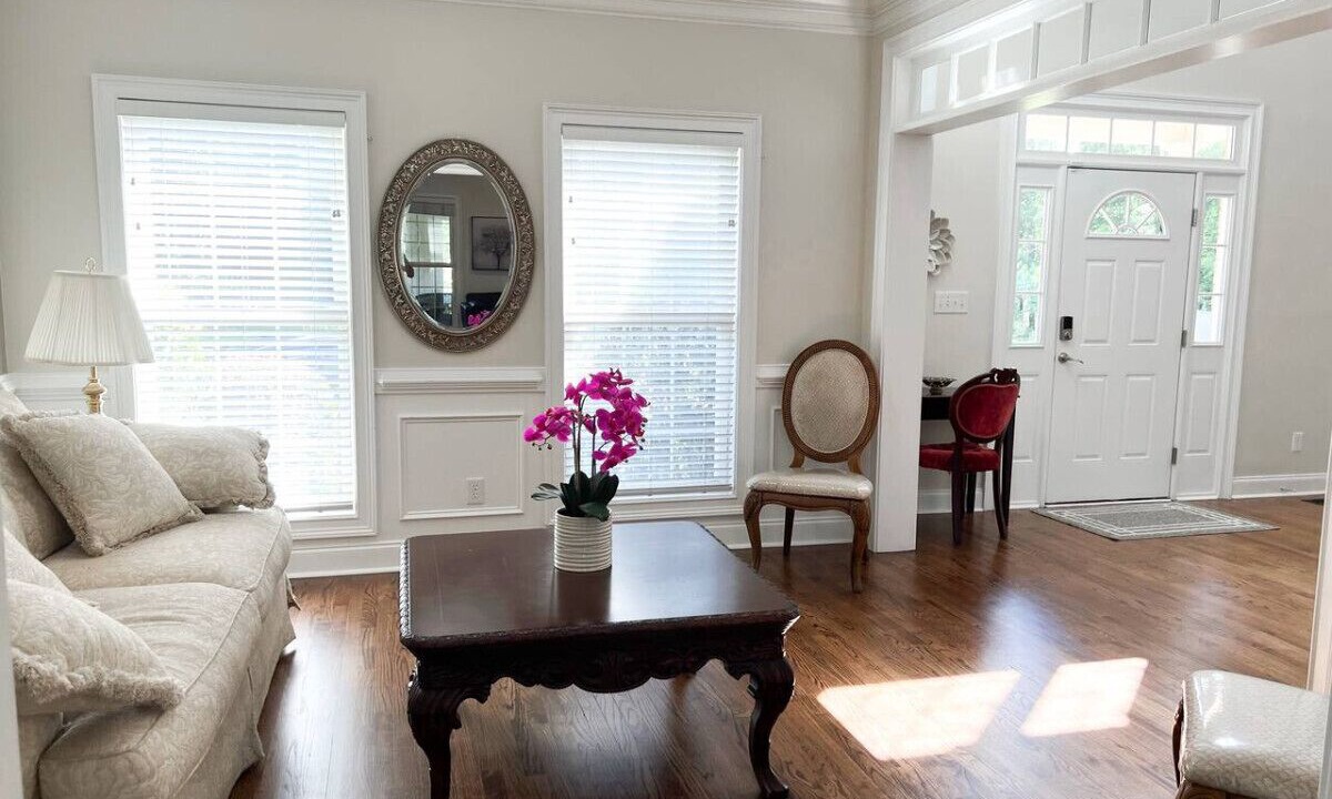 Photo of Livingroom in Evans