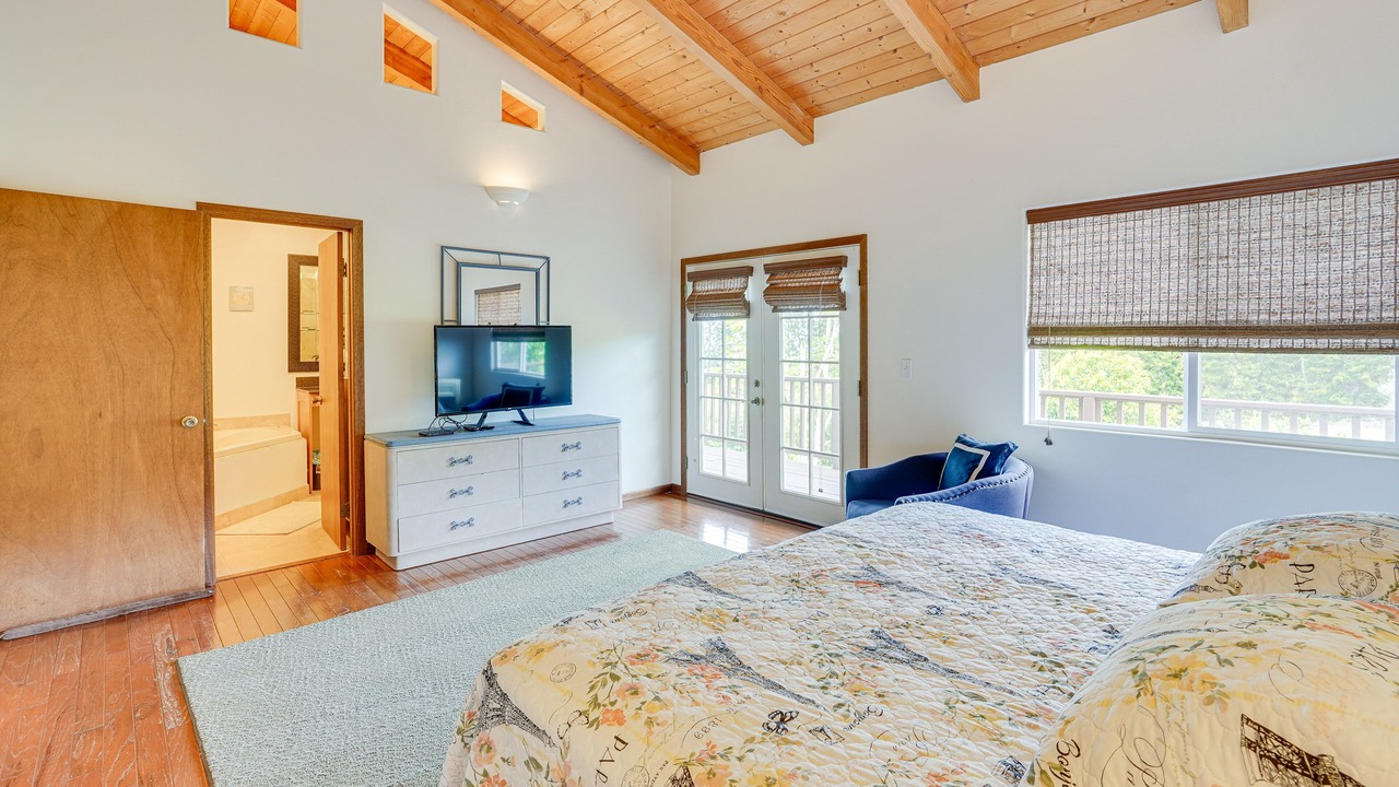 Photo of Bedroom in Papa