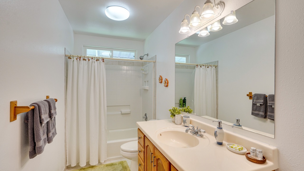 Photo of Bathroom in Papa