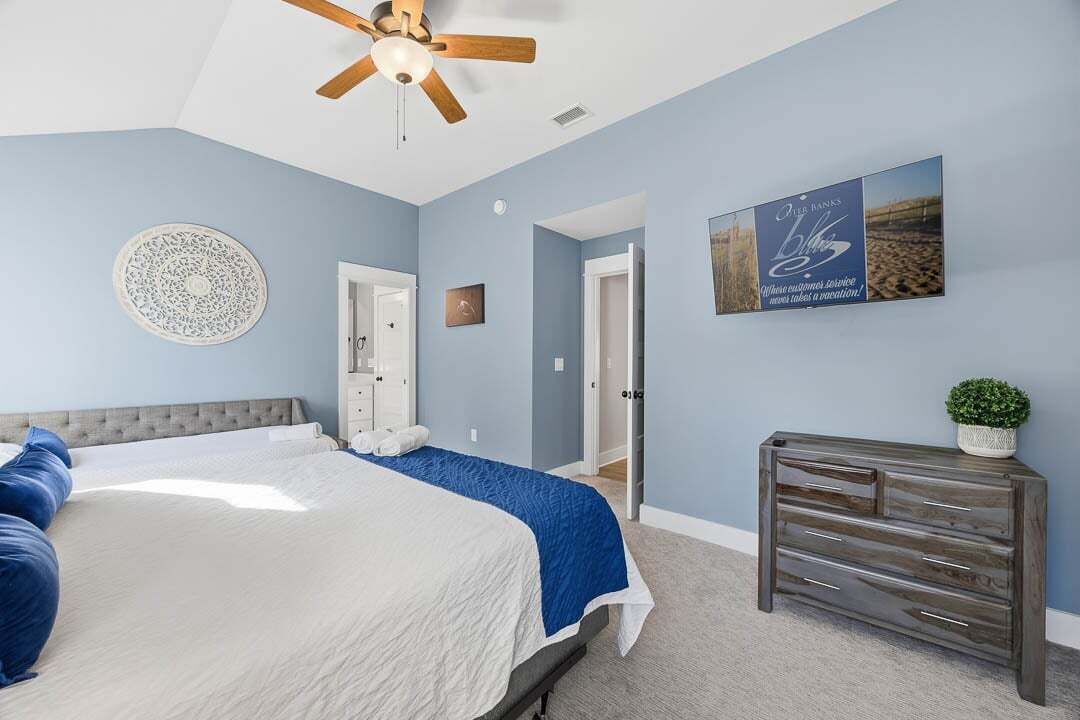 Photo of Bathroom in Monteray Shores