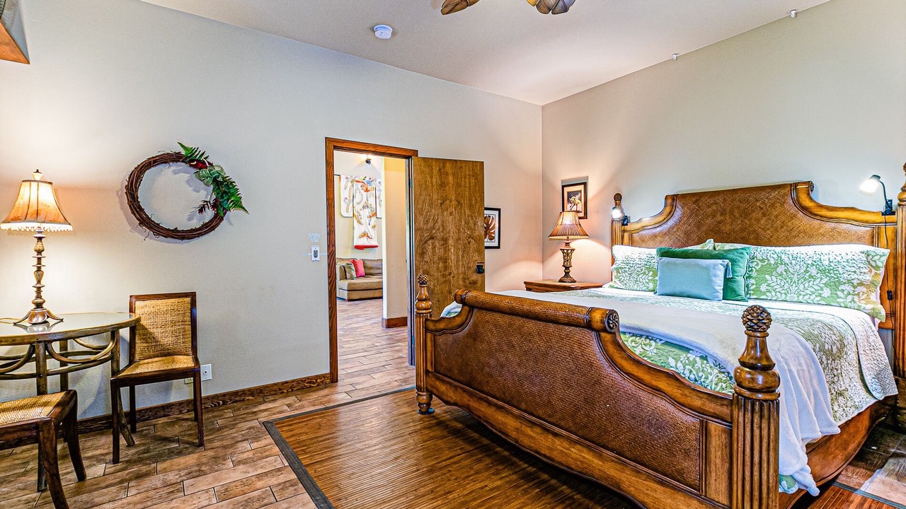 Photo of Bedroom in Royal Hawaiian Estates